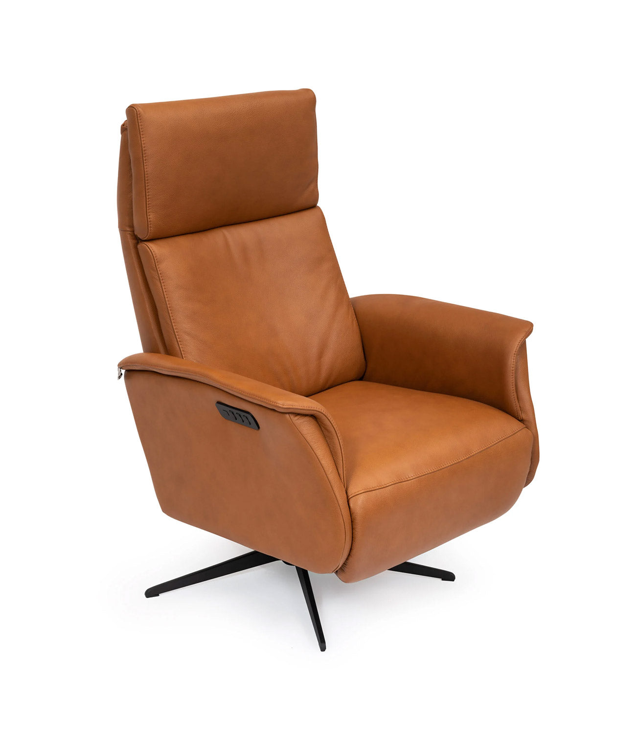 介寿 カイジュ & YOUNG7 Superior 8007 Power Recliner in Light Cognac | Hjort Knudsen