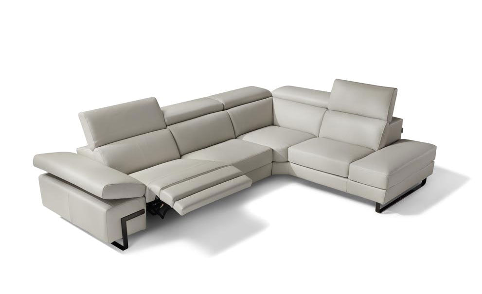 Brooklyn Sectional Sofa | J&M Furniture - Canal Furniture