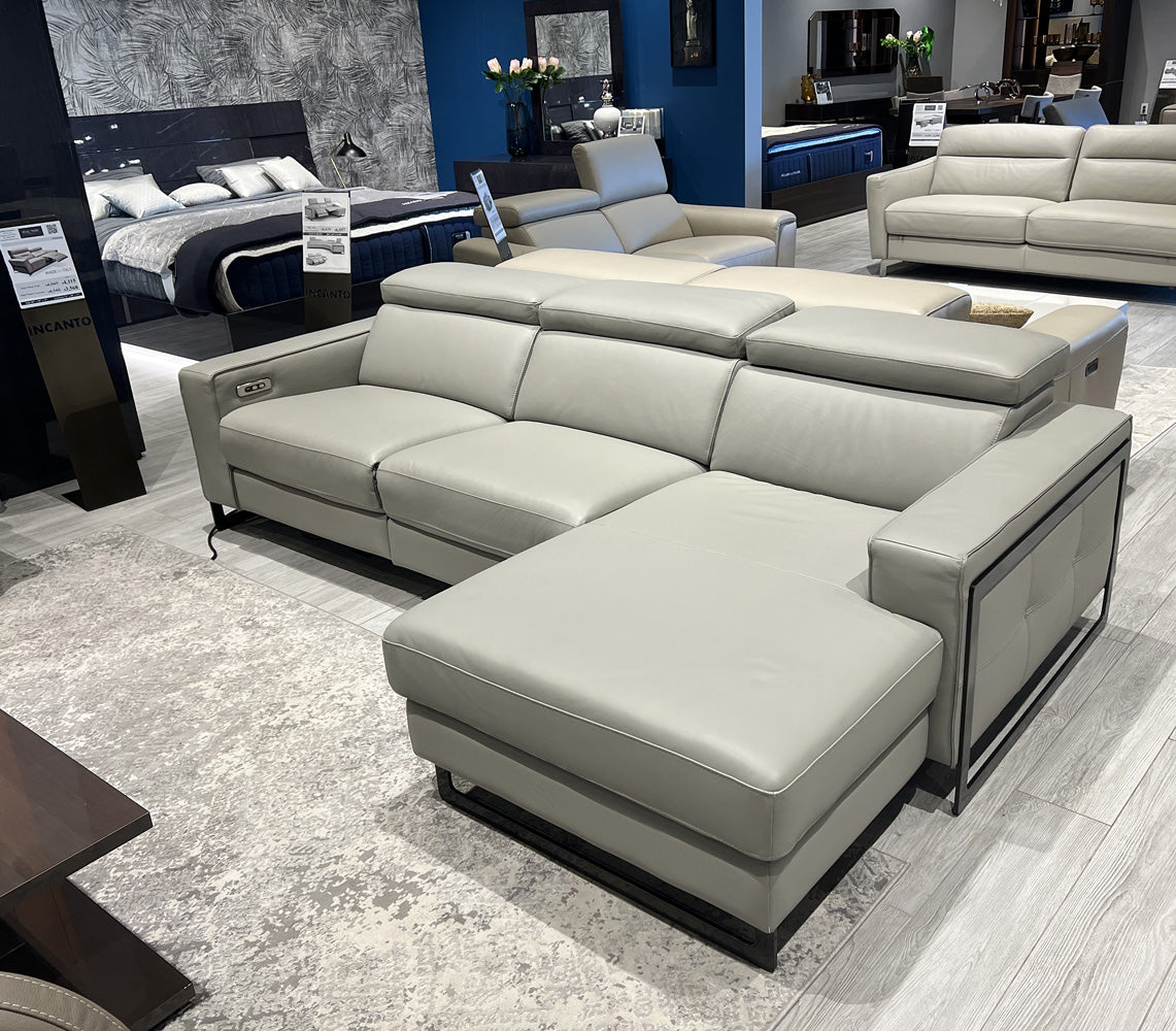 i829 Reclining Sectional | Incanto - Canal Furniture