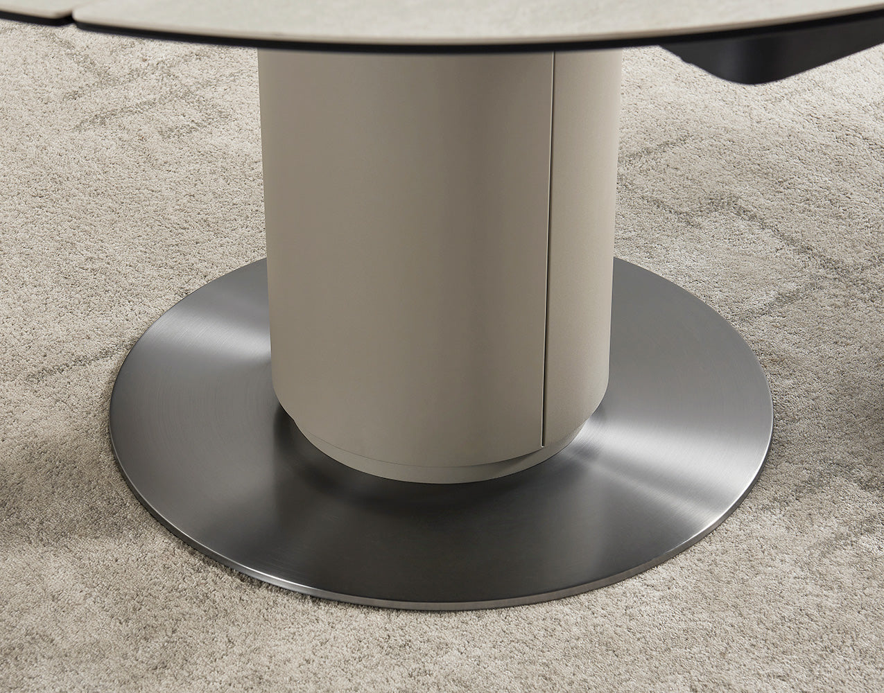 J and M Furniture Dining Sets RH 130 Round Extendable Table | J&M Furniture