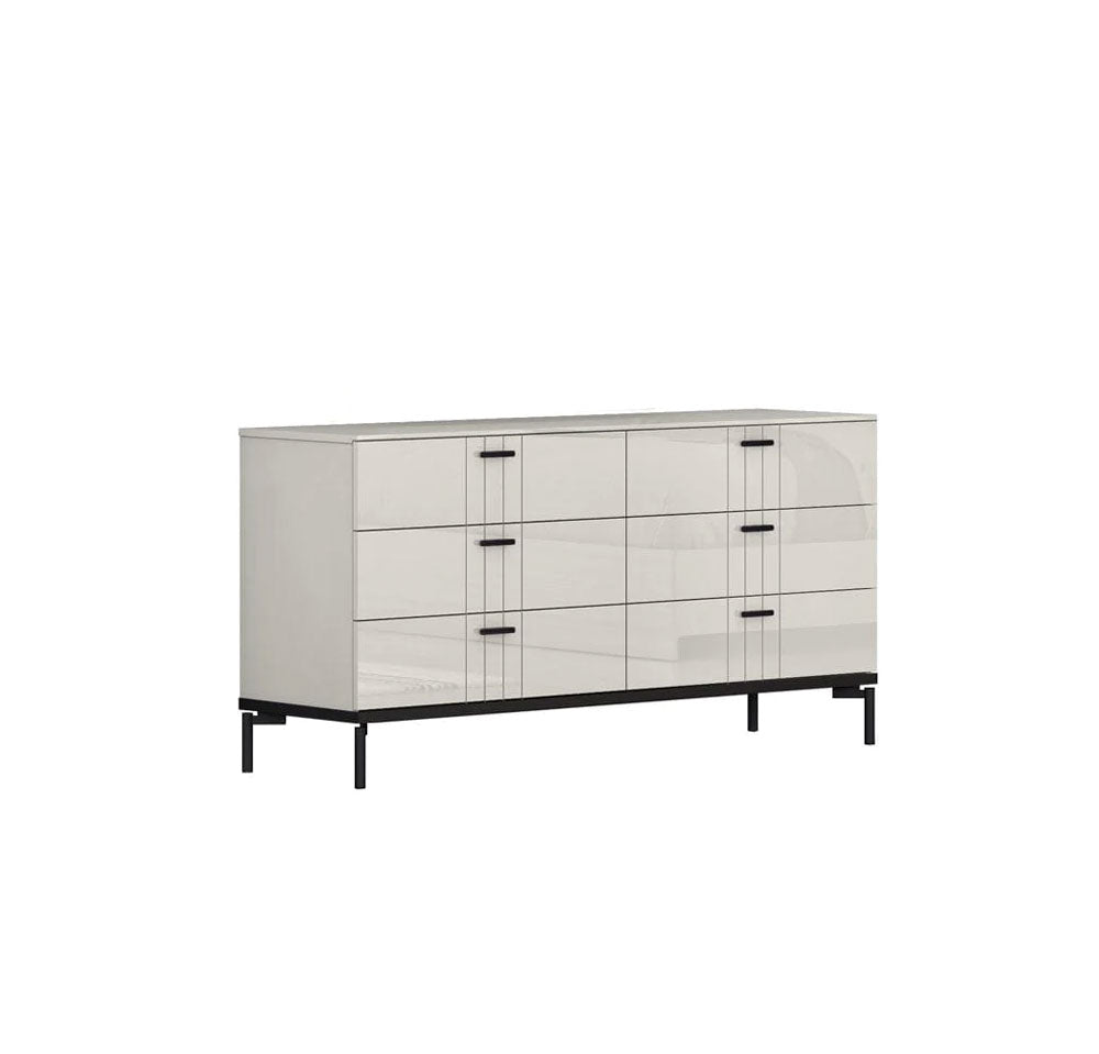 J and M Furniture Dresser Bella Dresser & Mirror