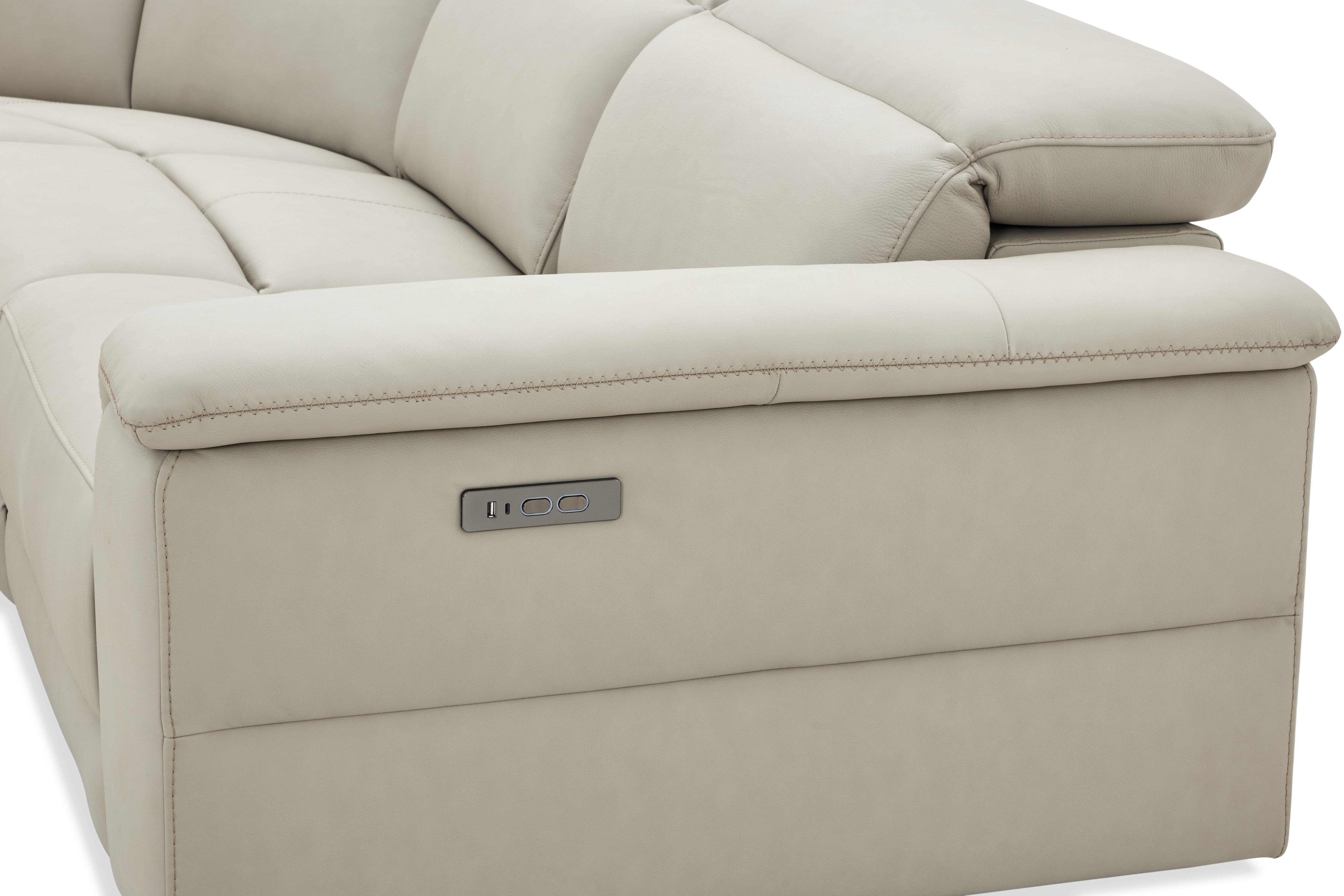 JnmFurniture.com Couches & Sofa Meridian Power Sectional