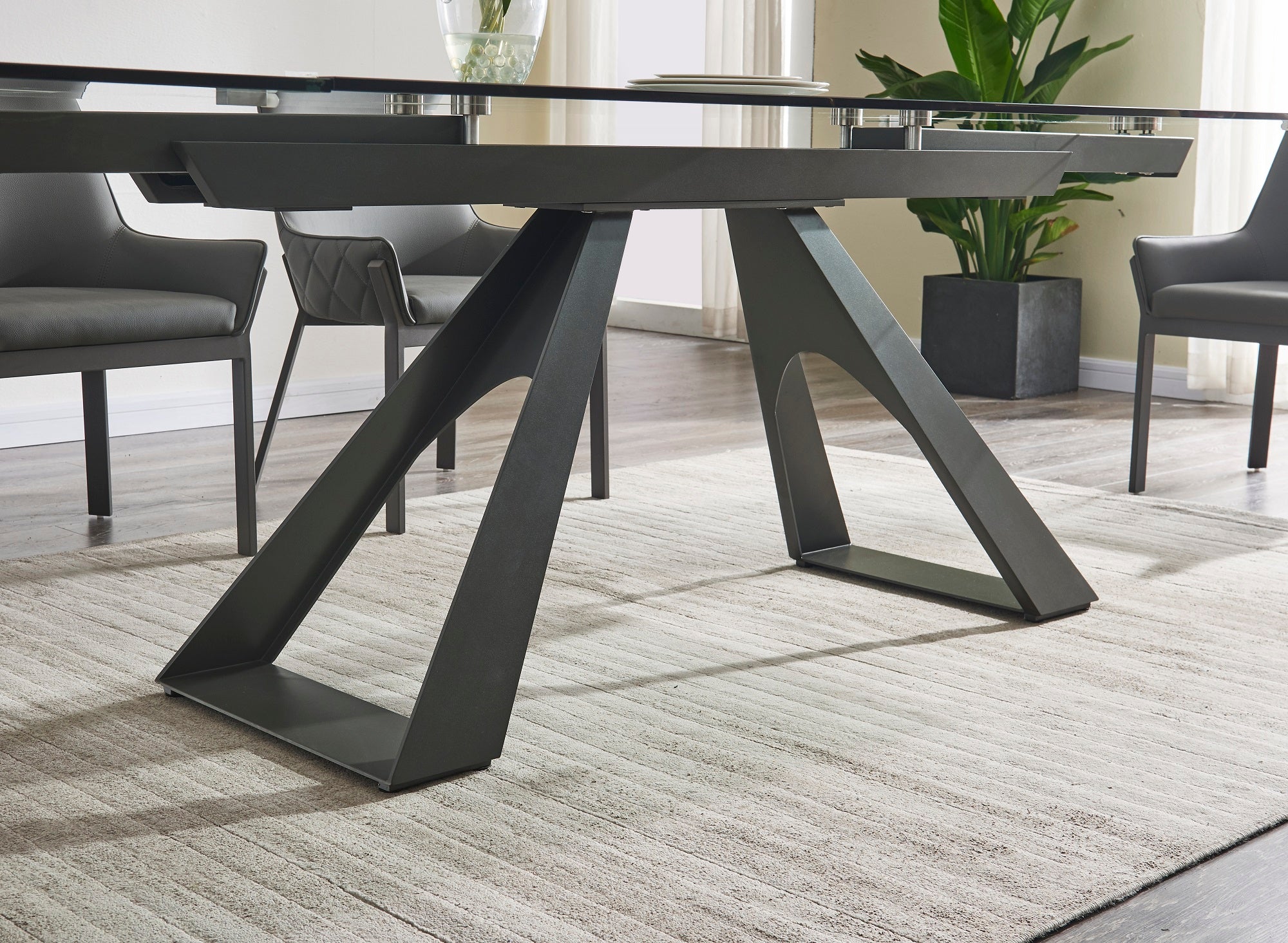San Diego Extensions Dining Table | J&M Furniture - Canal Furniture