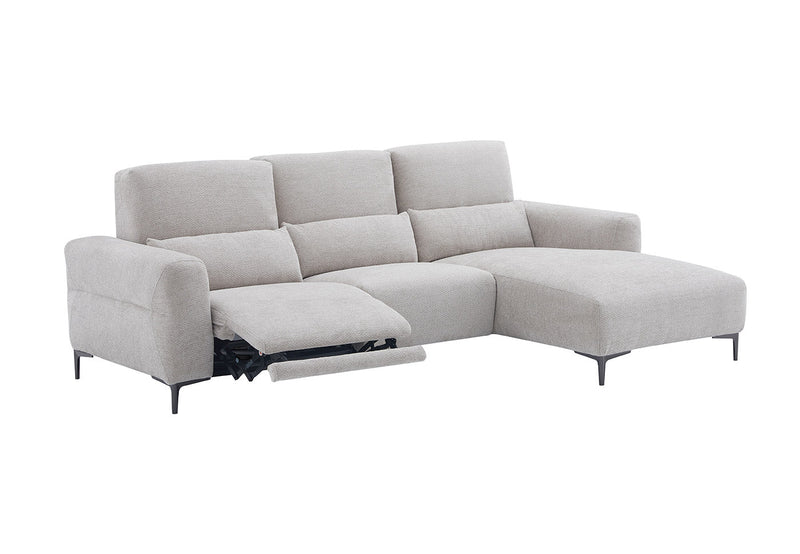 Winslow Fabric Sectional | J&M Furniture