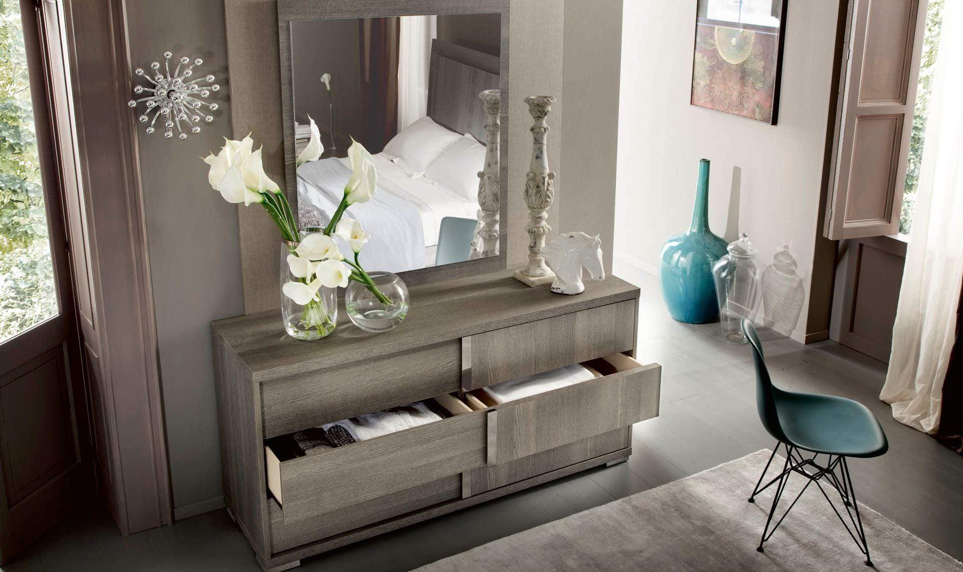 Normann  TIVOLI Pierrot 7体セット Tivoli Platform Bed | Alf Italia – ItalMod Furniture
