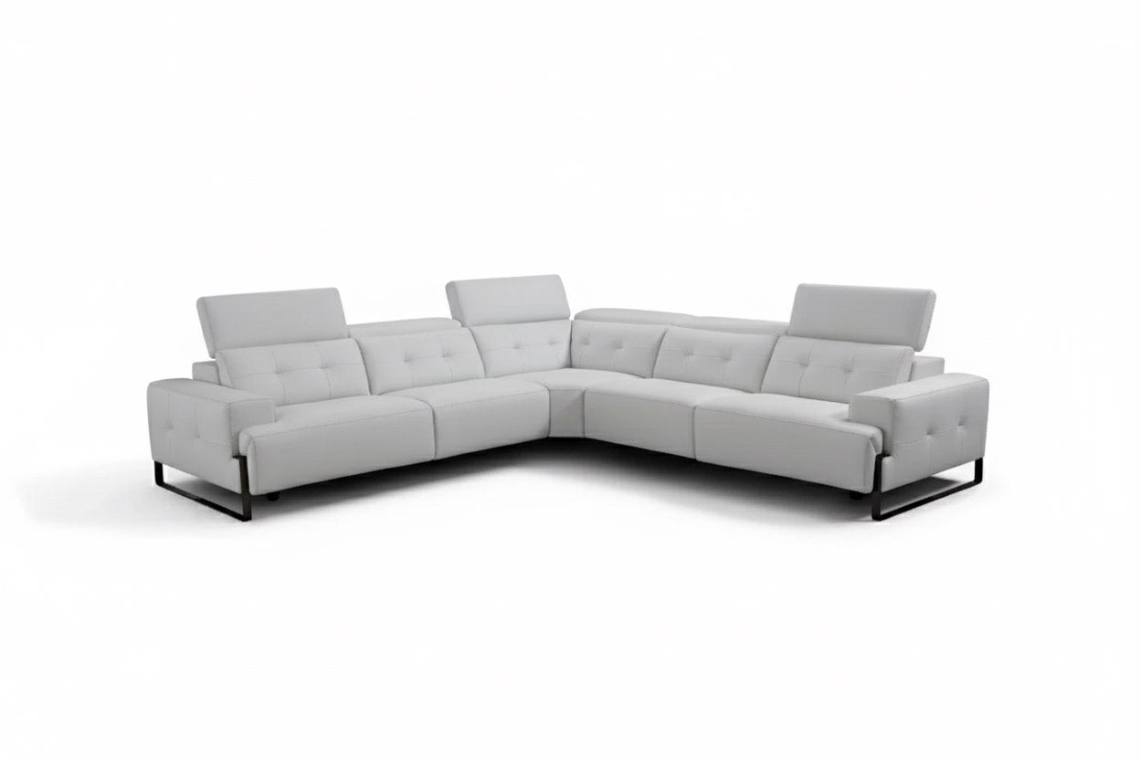 i772 Reclining Sectional Sofa in White | Incanto - Canal Furniture