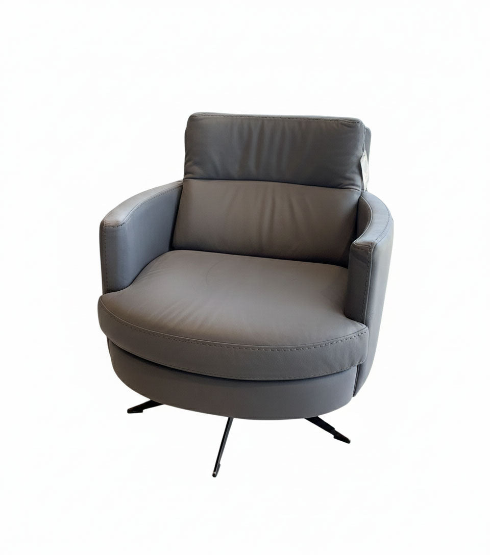 Incanto Italian Attitude Chair Thea I572 Lounge Leather Armchair | Incanto