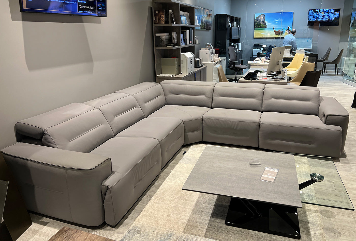 Club i893 Reclining Sectional | Incanto – ItalMod Furniture