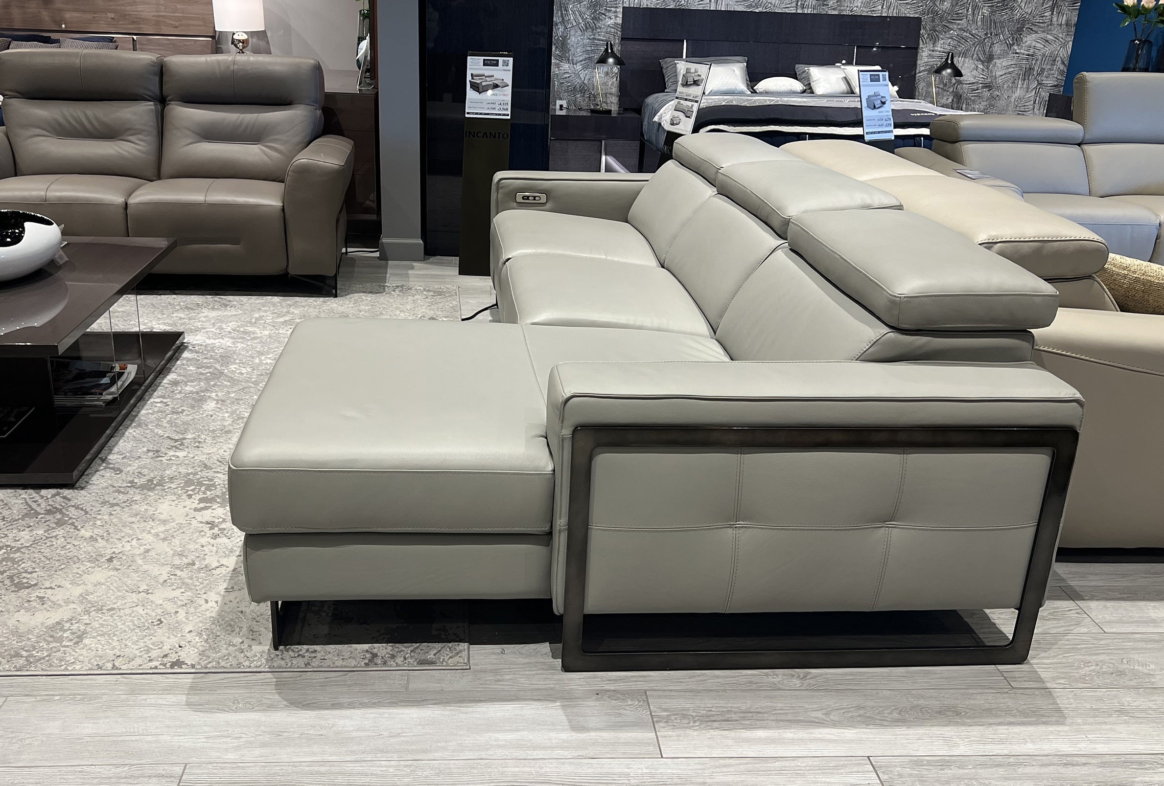 Incanto Sofa Collection | Italian Leather Sofas & Sectionals