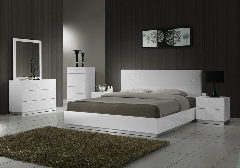 J&M Furniture Naples Bedroom Set - Thumbnail 3