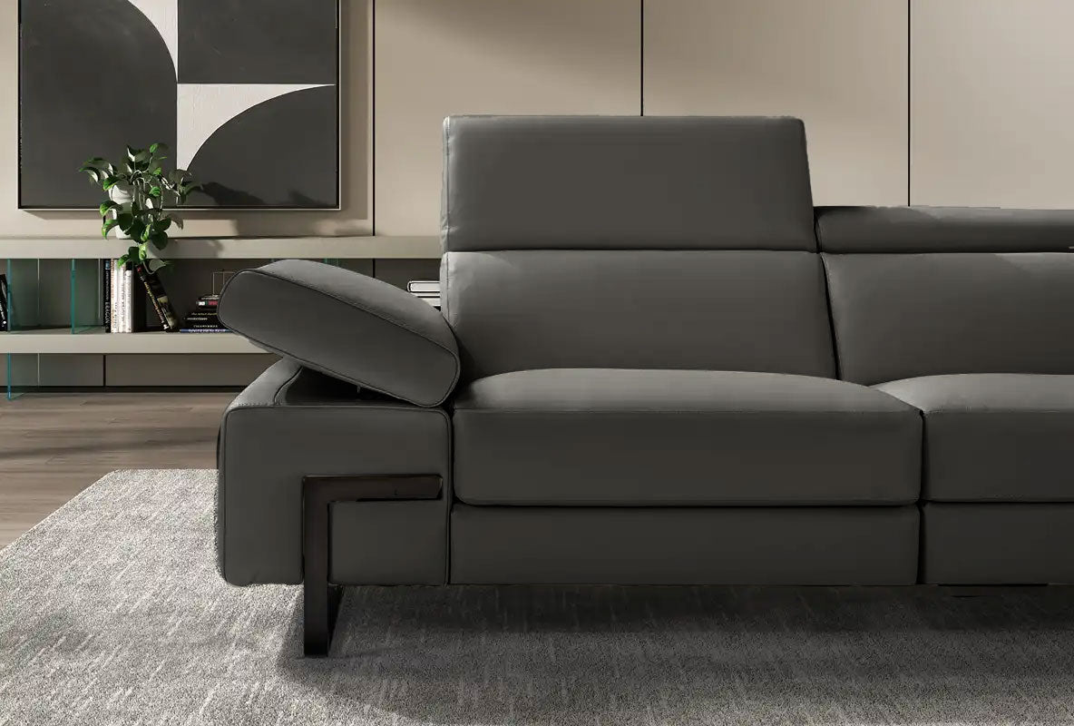 J and M Furniture Couches & Sofa Brooklyn Sectional Sofa in Grey | J&M Furniture