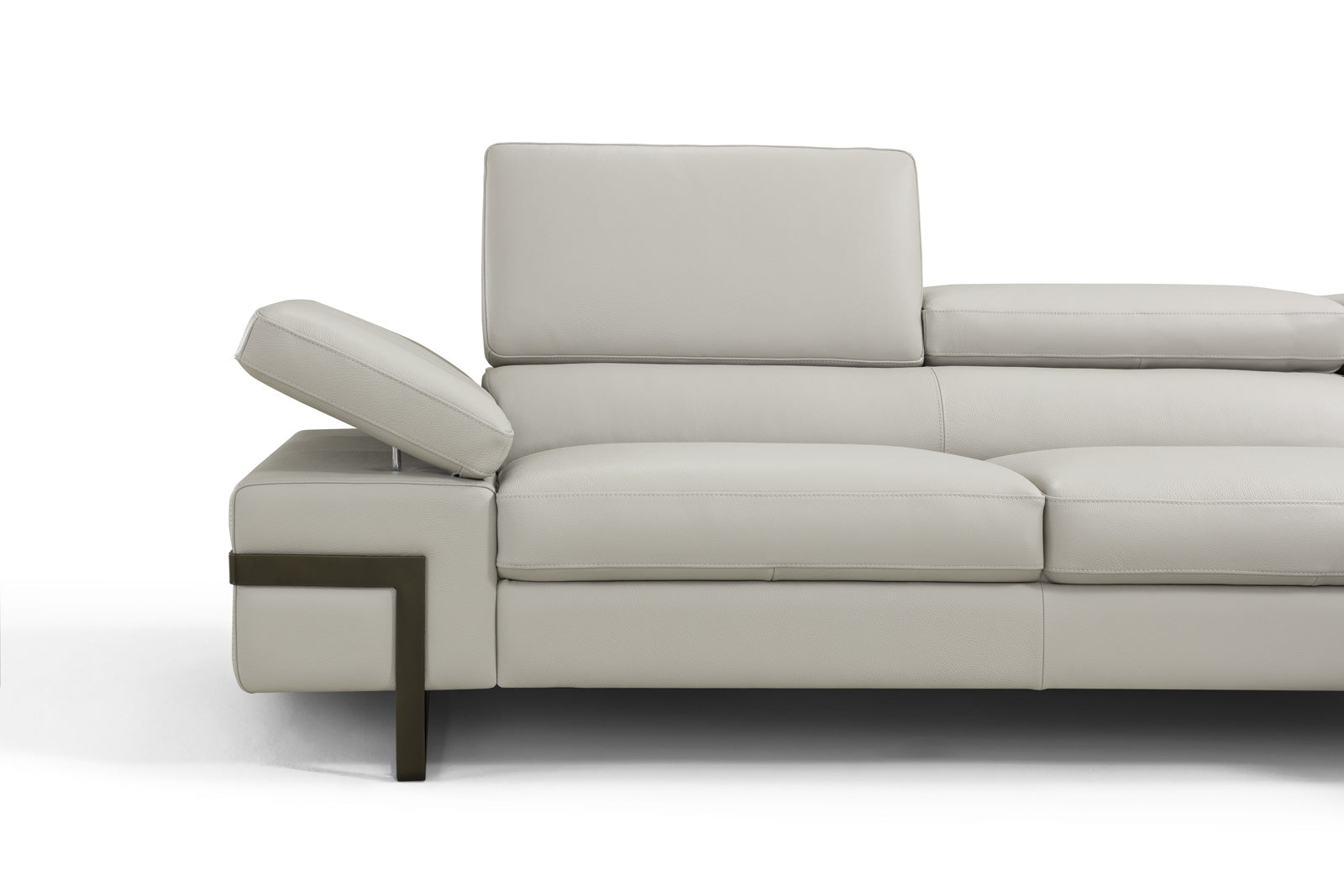 J and M Furniture Couches & Sofa Rimini Italian Leather Sectional in Light Grey (i867)