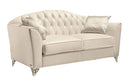J and M Furniture Couches & Sofa The Divina Leather Loveseat | J&M Furniture