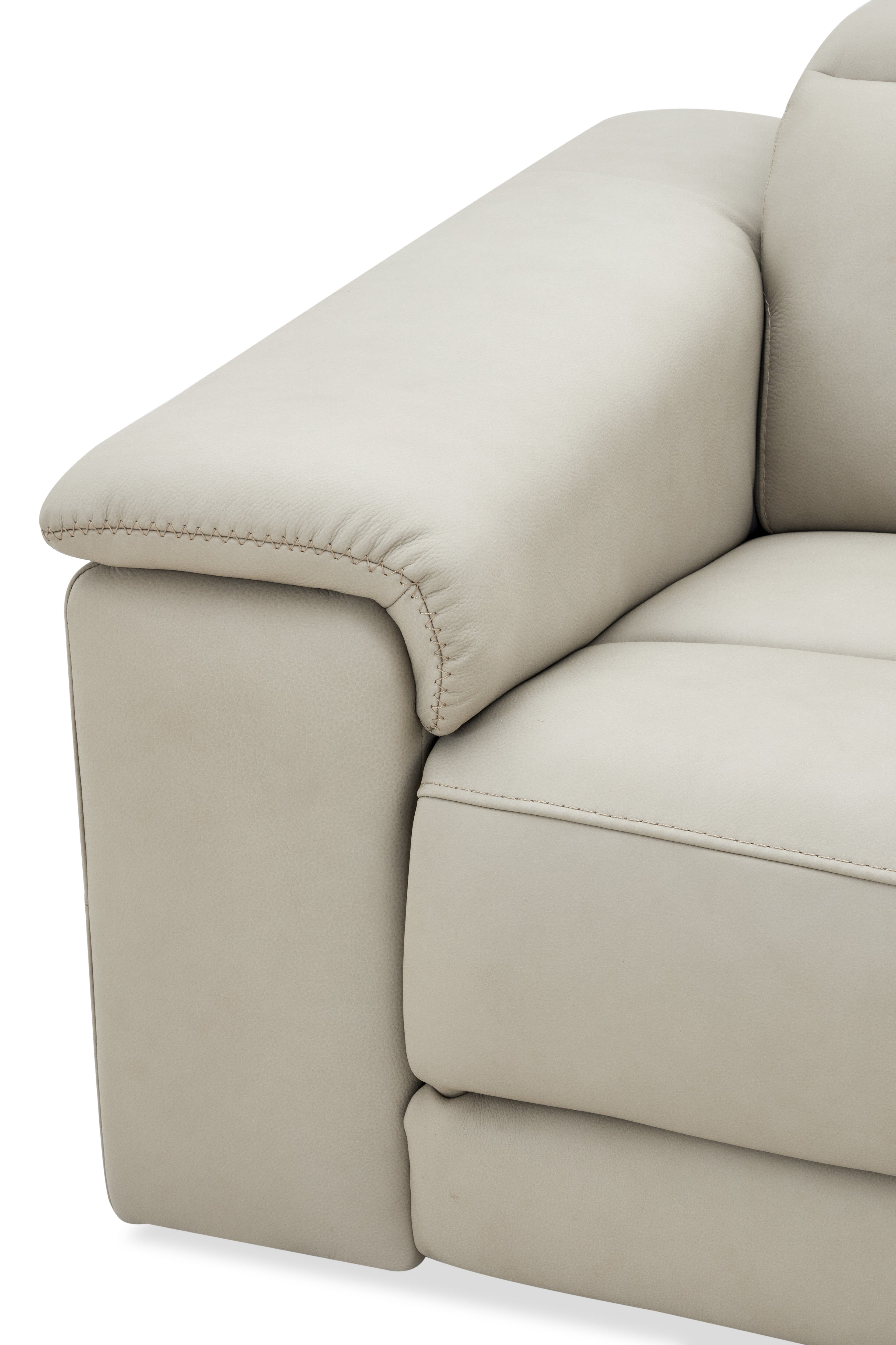 JnmFurniture.com Couches & Sofa Meridian Power Sectional
