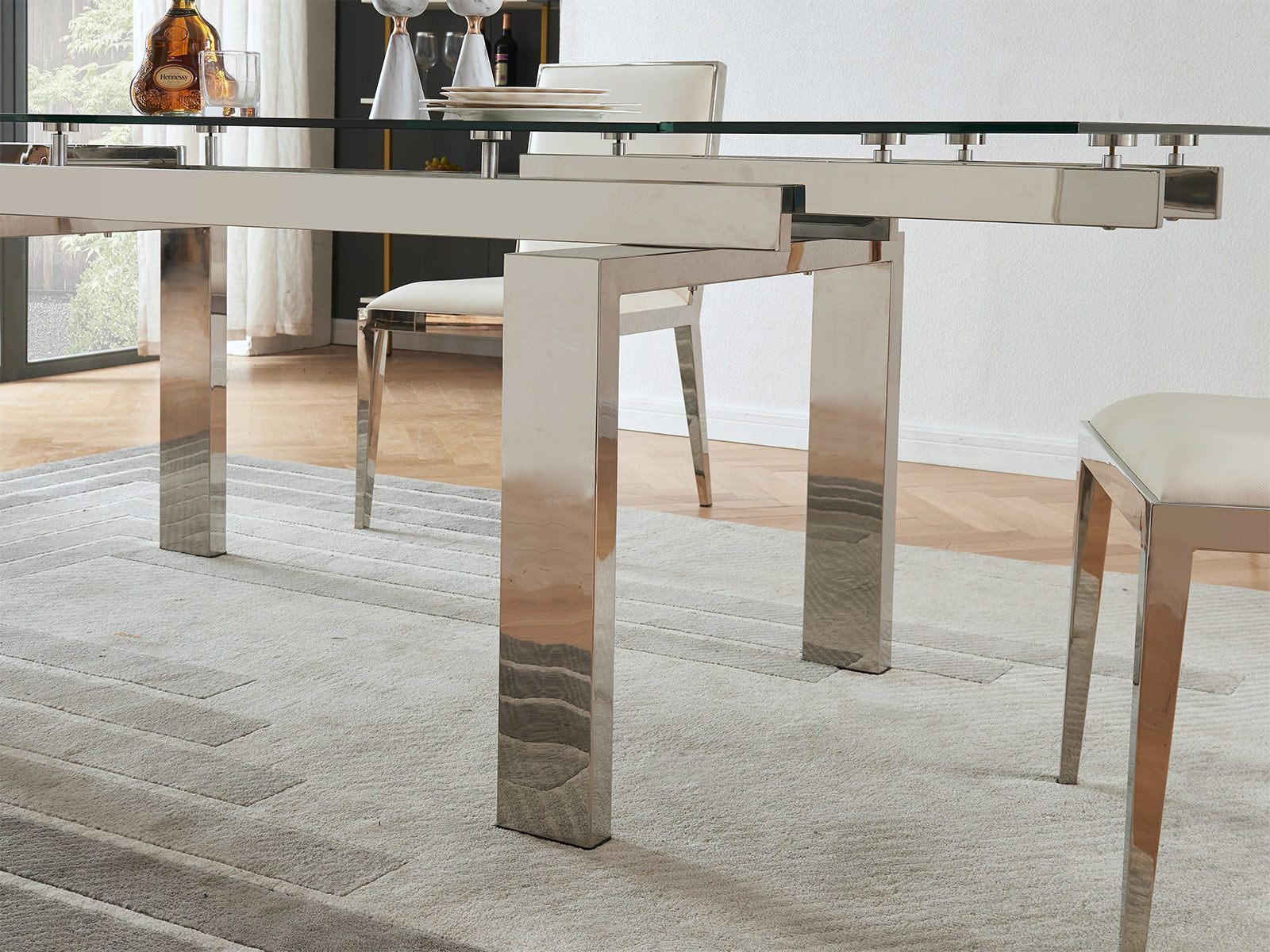 Moda Extension Dining Table | J&M Furniture - Canal Furniture