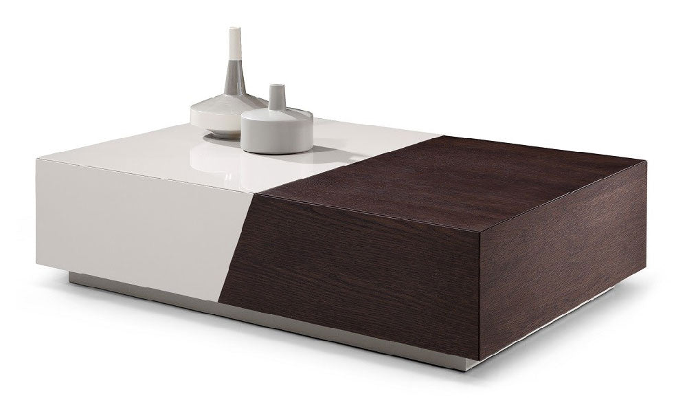 P567A Modern Coffee Table | J&M Furniture - Canal Furniture