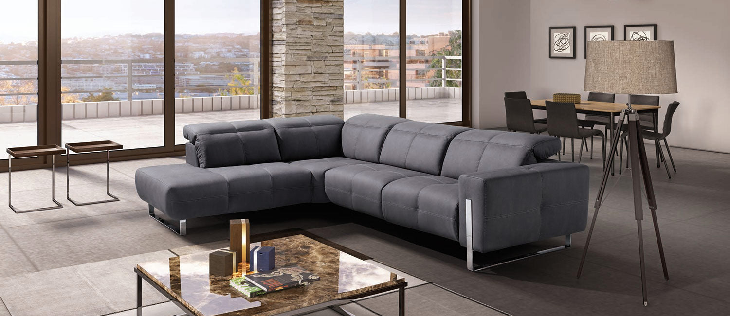 Plaza Leather Sectional | J&M Furniture - Canal Furniture