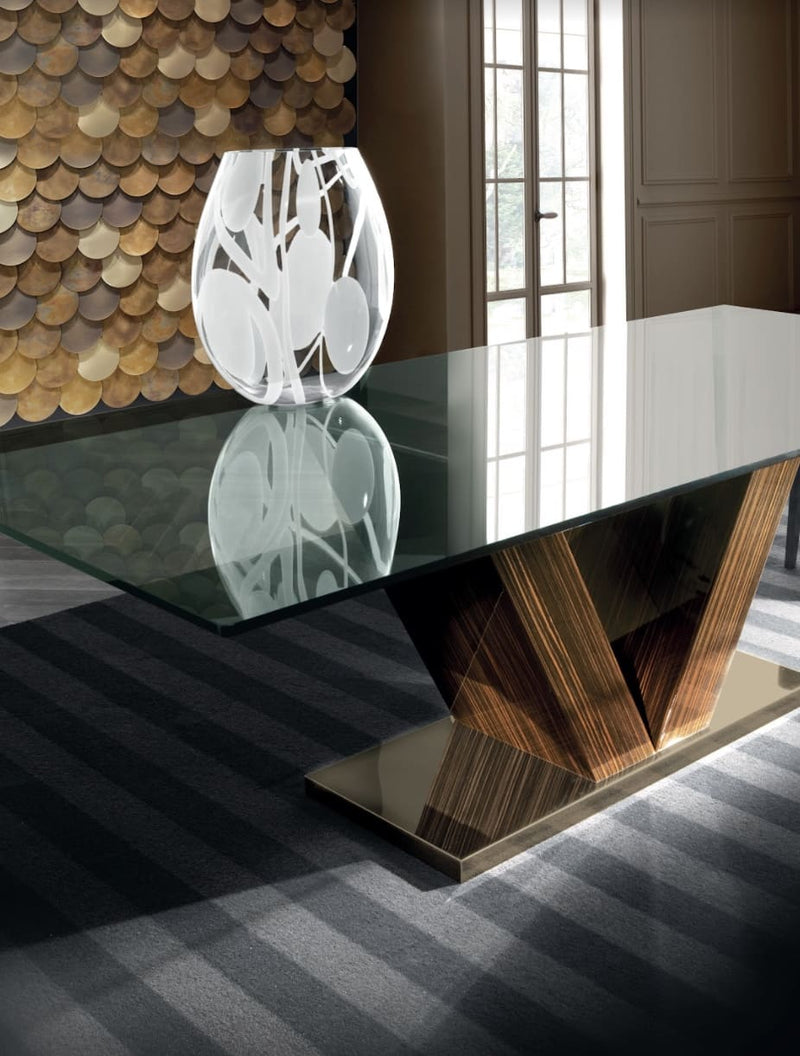 Vanity Dining Table | Pietro Costantini