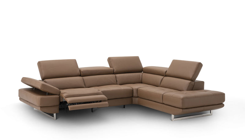 Annalaise Recliner Leather Sectional in Caramel | J&M Furniture