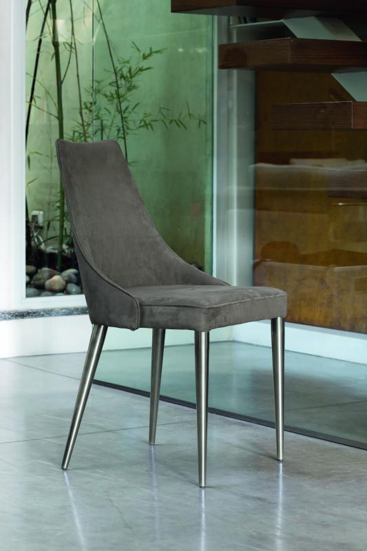 Canal Furniture Clara Leather Upholstered Chair 40.90